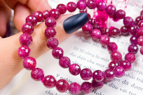 CÁCH PHÂN BIỆT ĐÁ RUBY THẬT VÀ GIẢ 