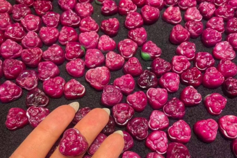 ĐÁ RUBY HỢP MỆNH GÌ TRONG PHONG THUỶ