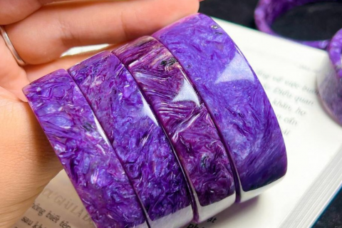 ĐÁ MẮT RỒNG HỢP MỆNH GÌ TRONG PHONG THUỶ