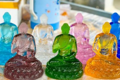 Tượng dược đá lưu ly độ trì chúng sinh khỏi đau khổ nhận được hạnh phúc