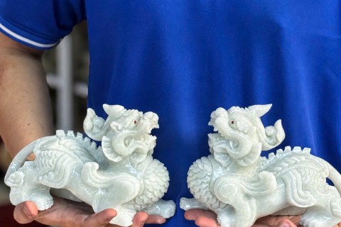 Tỳ Hưu Đá Quý Phong Thủy: Bảo Vật Trấn Trạch Dành Cho Giới Kinh Doanh