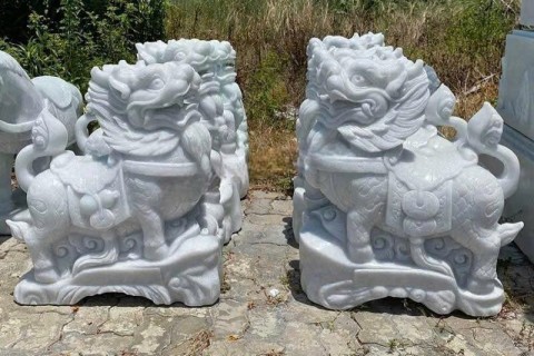 Tỳ Hưu Đá Trắng 80cm – Linh Vật Phong Thủy Chiêu Tài, Trấn Trạch Đẳng Cấp
