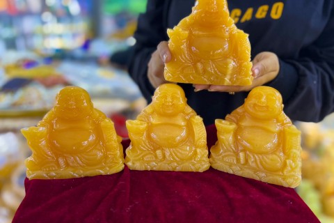 TƯỢNG PHẬT DI LẶC ĐÁ NGỌC HOÀNG LONG – Ý NGHĨA, ĐẶC ĐIỂM VÀ CÁCH CHỌN CHUẨN CHO KHÔNG GIAN SỐNG