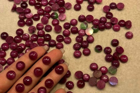 ĐÁ RUBY LÀ GÌ? CÁCH ĐỂ PHÂN BIỆT RUBY VỚI CÁC LOẠI ĐÁ KHÁC