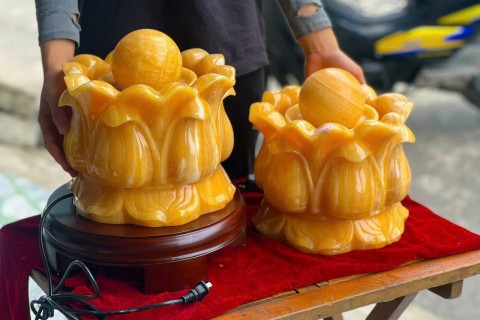 Ý NGHĨA THUỶ LUÂN NƯỚC ĐÁ NGỌC HOÀNG LONG DÁNG HOA SEN NGUYÊN KHỐI