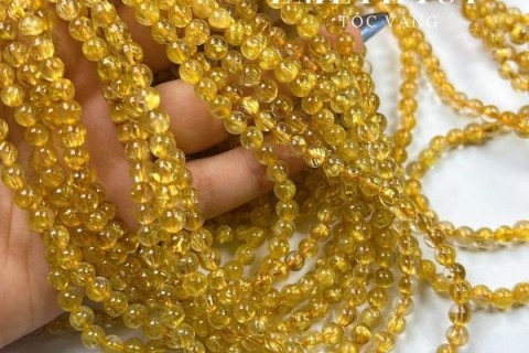 NHỮNG TÁC DỤNG CỦA VÒNG TAY ĐÁ THẠCH ANH TÓC VÀNG
