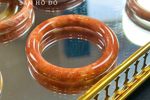 VÒNG BẢN ĐÁ SAN HÔ CÓ TÁC DỤNG NHƯ THẾ NÀO CHO CHỦ SỞ HỮU TRONG PHONG THỦY 