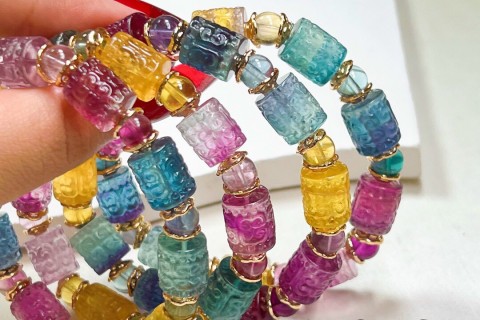 Ý NGHĨA VÒNG TAY ĐÁ TOURMALINE ĐA SẮC TỰ NHIÊN