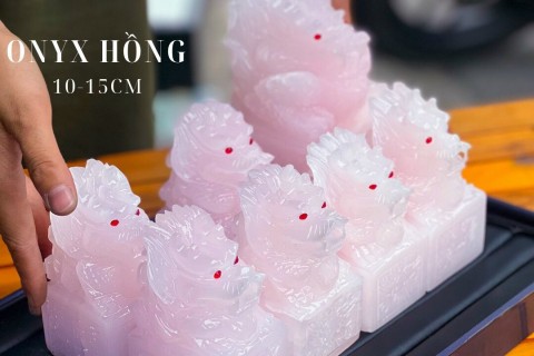 ẤN RỒNG ĐÁ NGỌC ONYX HỒNG - MÀU HỒNG CỦA ĐÁ ONYX ĐỘC LẠ CHỈ CÓ TẠI NHÀ TTGEMSTONE