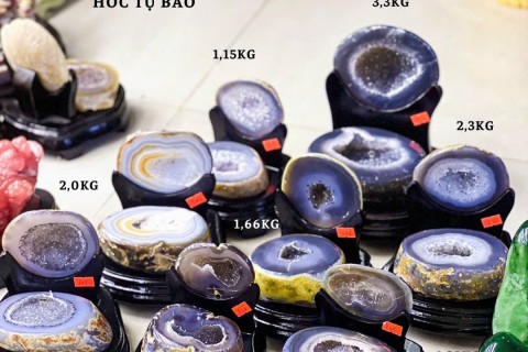 HỐC TỤ BẢO ĐÁ THẠCH ANH TỰ NHIÊN NGUYÊN KHỐI