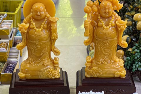 TƯỢNG DI LẶC ĐÁ NGỌC HOÀNG LONG TỰ NHIÊN NGUYÊN KHỐI DÁNG ĐỨNG 