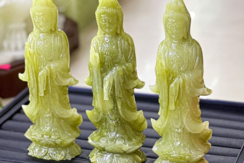 TƯỢNG PHẬT QUAN ÂM ĐÁ NGỌC PAKISTAN TỰ NHIÊN