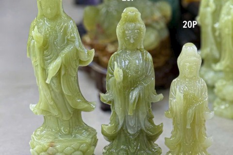 TƯỢNG PHẬT QUAN ÂM BẰNG ĐÁ ONYX XANH NGUYÊN KHỐI – BIỂU TƯỢNG CỦA SỰ BÌNH AN & THANH LỌC KHÔNG GIAN