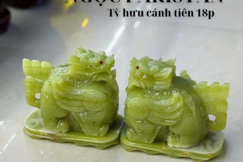 Tượng Đá Tỳ Hưu Ngọc Jade Onyx Nguyên Khối Tự Nhiên – Vẻ Đẹp Tinh Xảo Từ Nghệ Thuật Điêu Khắc Thủ Công Cao Cấp