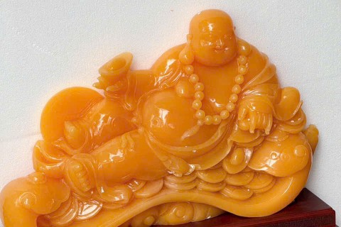 Cách Đặt Tượng Di Lặc Trong Phòng Khách Chuẩn Phong Thủy Để Thu Hút Vượng Khí