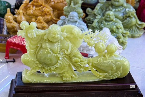 Tượng Di Lặc Đá Ngọc Onyx – Vẻ Đẹp Sang Trọng, Tinh Tế Cho Không Gian Sống Hiện Đại