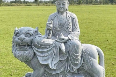 Ý Nghĩa Tượng Địa Tạng Vương Bồ Tát Đá Trắng Trong Gia Đạo và Bình An Tâm Linh