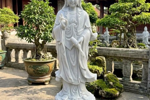 Hướng Dẫn Lựa Chọn Tượng Phật Quan Âm Đá Trắng Nguyên Khối Đạt Chuẩn Mỹ Thuật & Tâm Linh