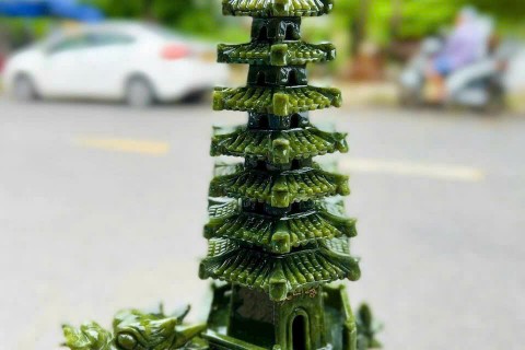Tháp Rùa Đá Serpentine – Biểu Tượng Phong Thủy Mang Lại Trí Tuệ Và Tài Lộc