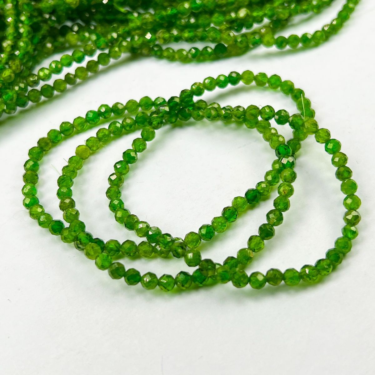 2. Diopside Hợp Mệnh Gì?