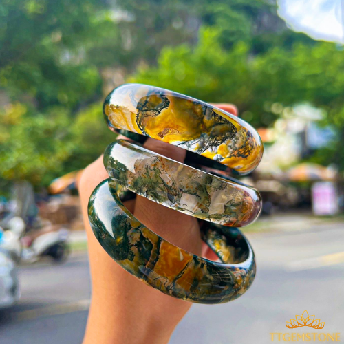 vòng tay băng ngọc thủy tảo