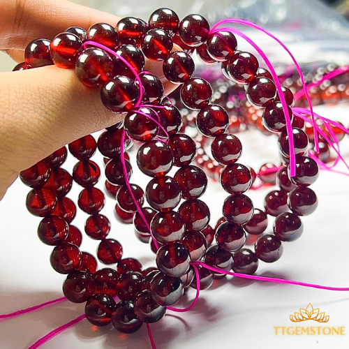 vòng tay đá garnet