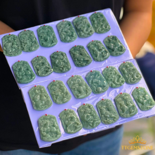 charm đá ngọc cẩm thạch 