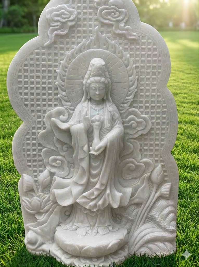 Phật Bà Quan Thế Âm Bồ Tát được chạm khắc trên đá trắng tự nhiên cao 1m5 T3670