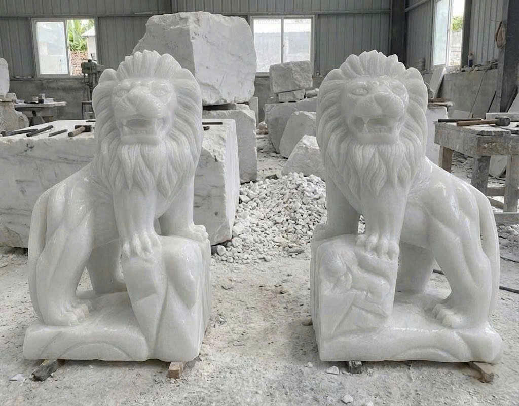 Cặp sư tử đá trắng nguyên khối cao 80cm T3801